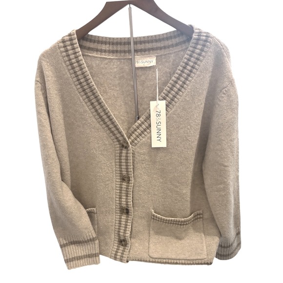 78&Sunny Sweaters - 78 SUNNY Beige Plaid Trim V Neck Button Front Cardigan Sweater Women's Size L